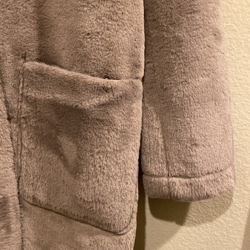 Zara Reversible Faux Fur/Suede Coat - Picture 7 of 10